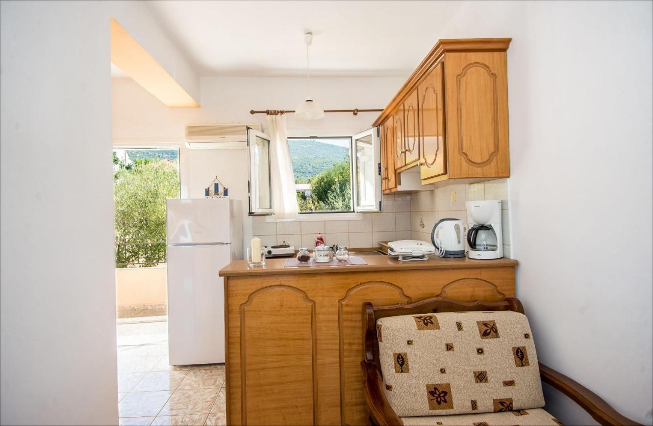 Aristotelis Apartments Razata ภายนอก รูปภาพ
