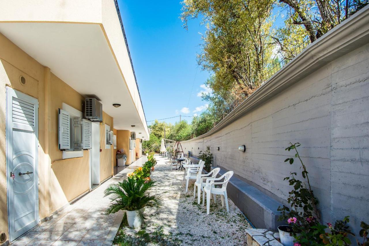 Aristotelis Apartments Razata ภายนอก รูปภาพ