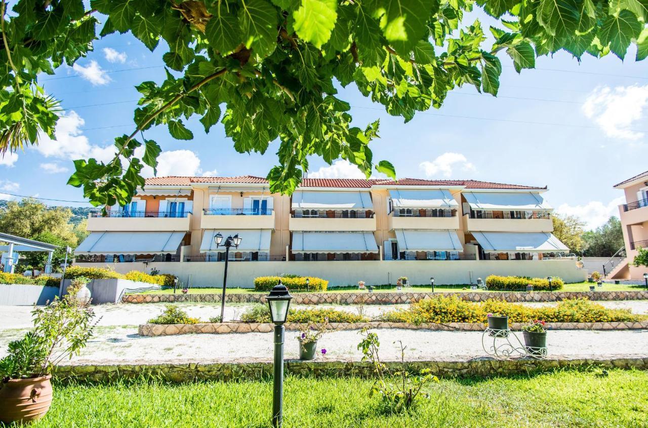 Aristotelis Apartments Razata ภายนอก รูปภาพ