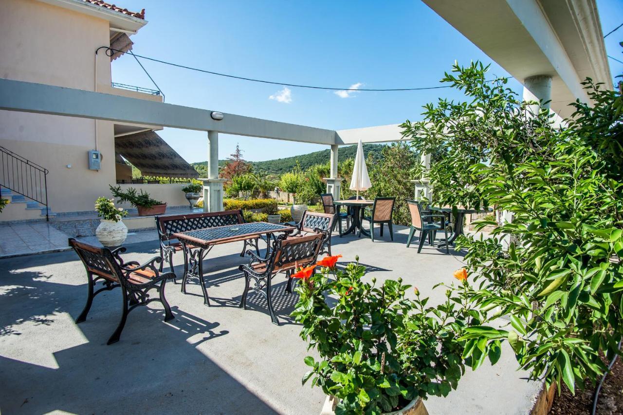 Aristotelis Apartments Razata ภายนอก รูปภาพ
