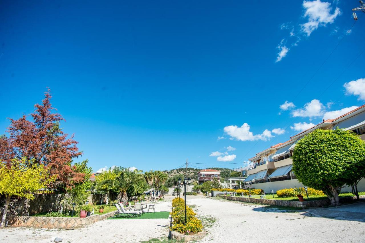 Aristotelis Apartments Razata ภายนอก รูปภาพ