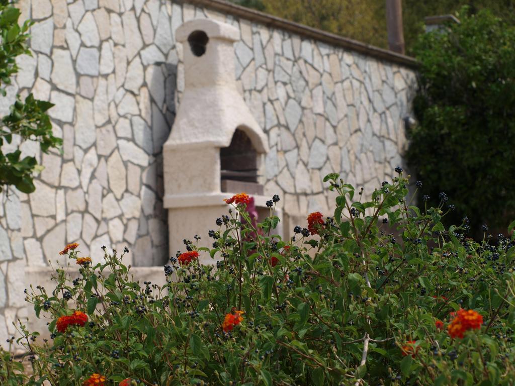 Aristotelis Apartments Razata ภายนอก รูปภาพ